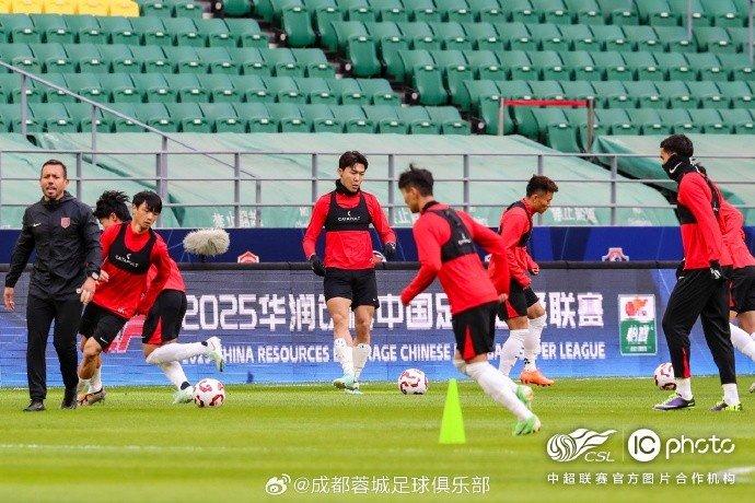 国安客场不敌，教练组迫切需要调整 国安客场不敌,教练组迫切需要调整人员 
